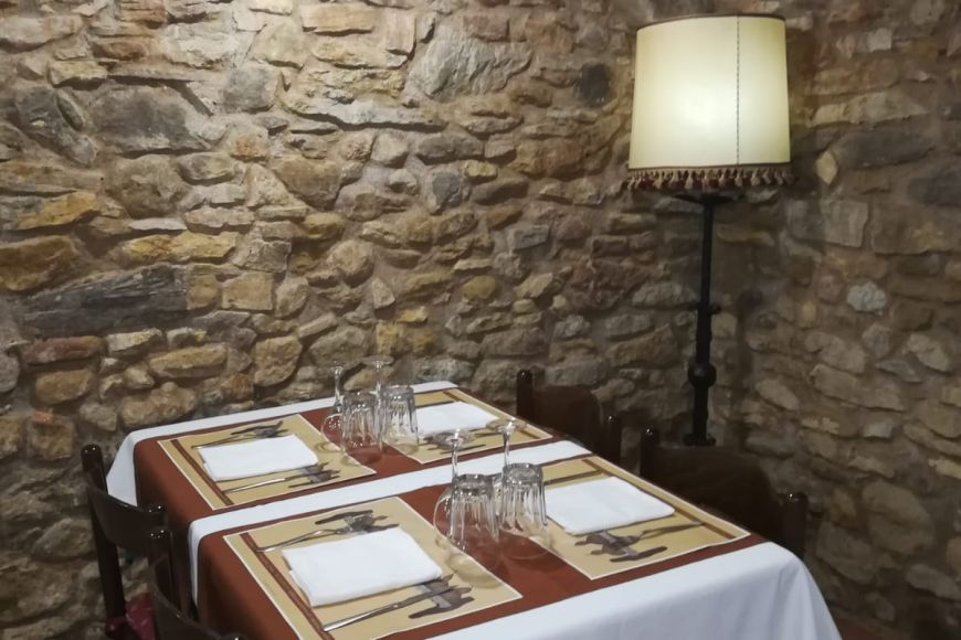 Interior restaurant La Roca Interior restaurant La Roca